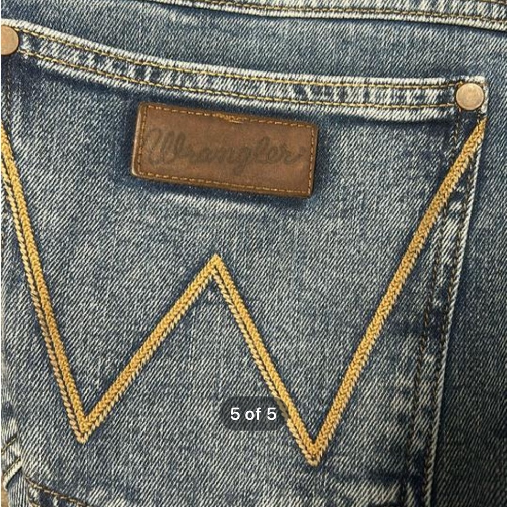 Wrangler Classic Blue Jeans